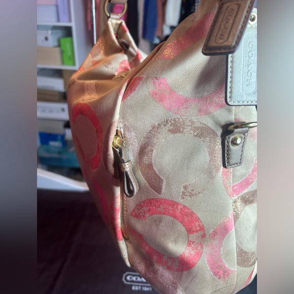 Authentic Coach bag - Picture 6 of 12